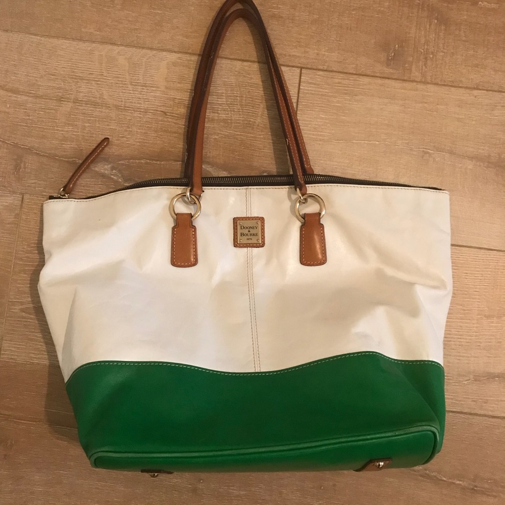 Dooney & Bourke tote bag